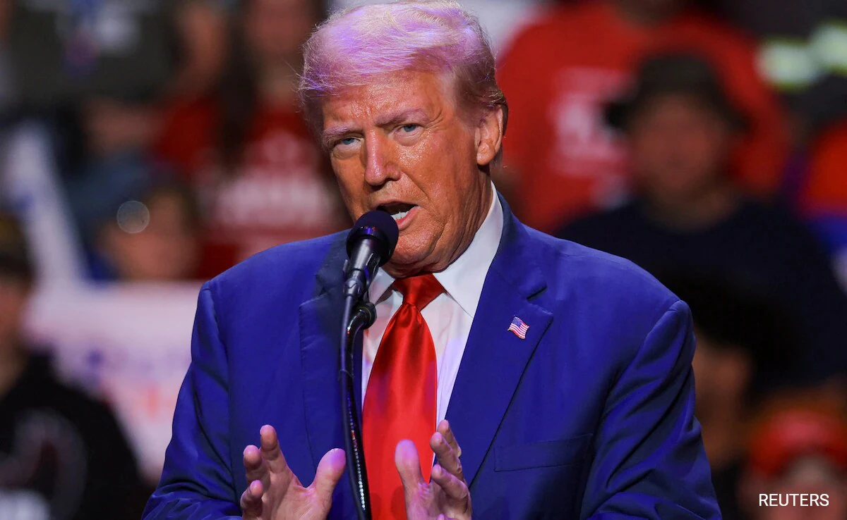 Donald Trump Says He Doesn’t Want Somalis in US, Claims Their Country Stinks: “Go Back and Fix It”